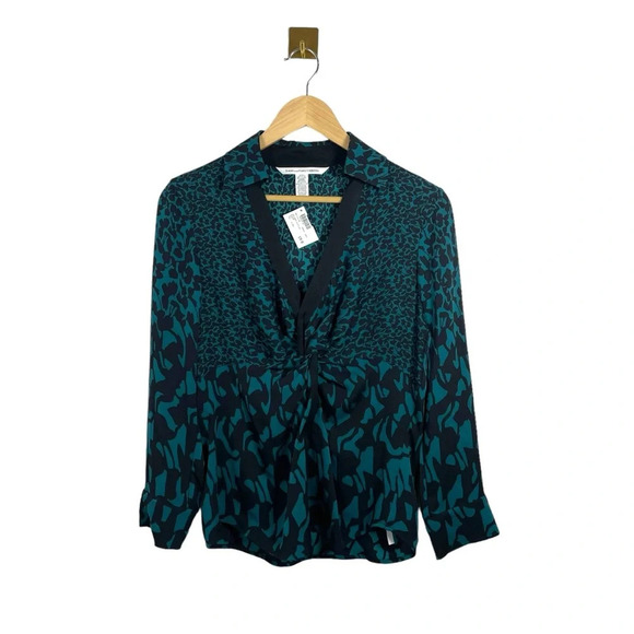 NWT Diane Von Furstenberg Silk Berriti Twist Floral Blouse in Teal/Black Size 10 - Picture 1 of 10